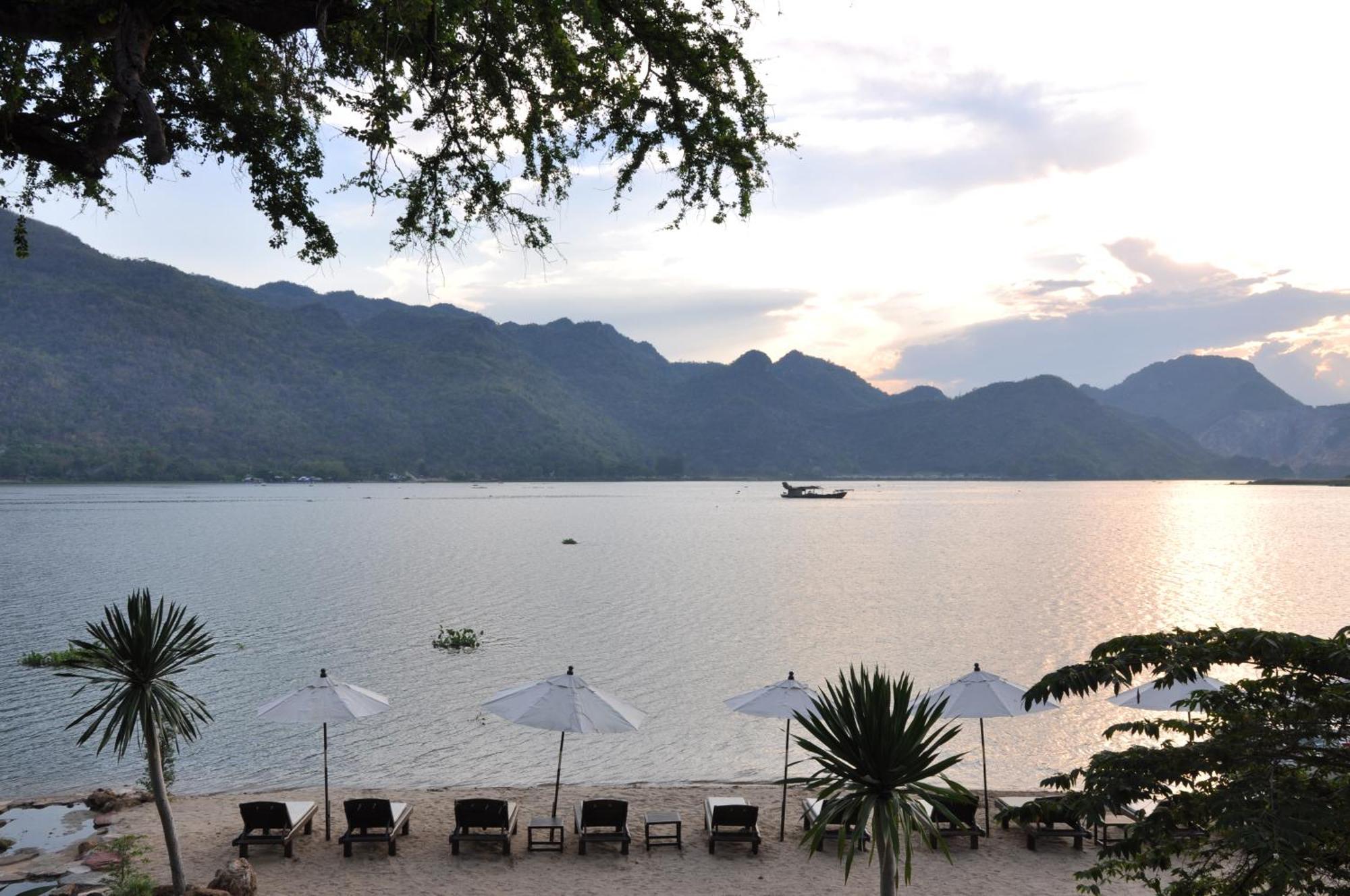 Monsane River Kwai Resort&Spa Kanchanaburi Exterior foto